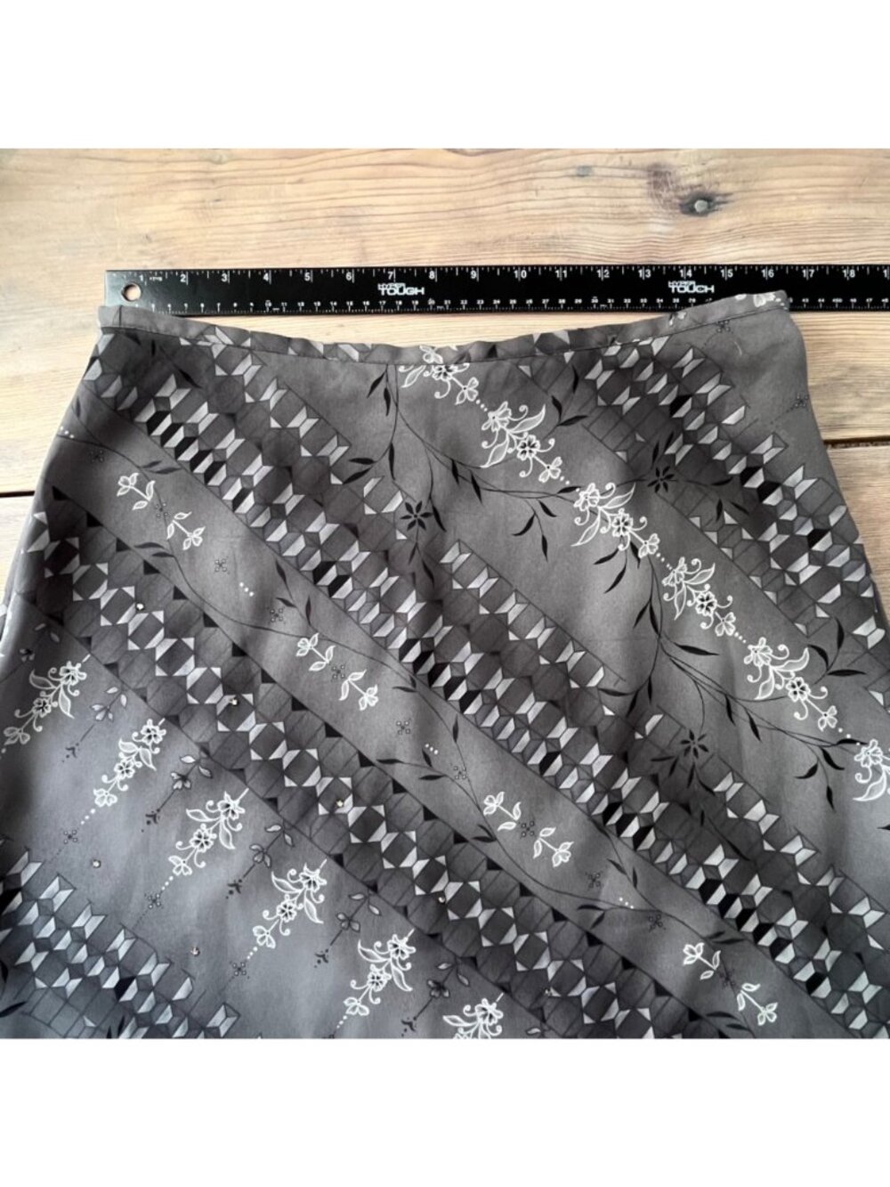 Apostrophe 90s Midi Skirt Womens 14 Gray Abstract Print Embellished Fairy Grunge - Picture 5 of 8
